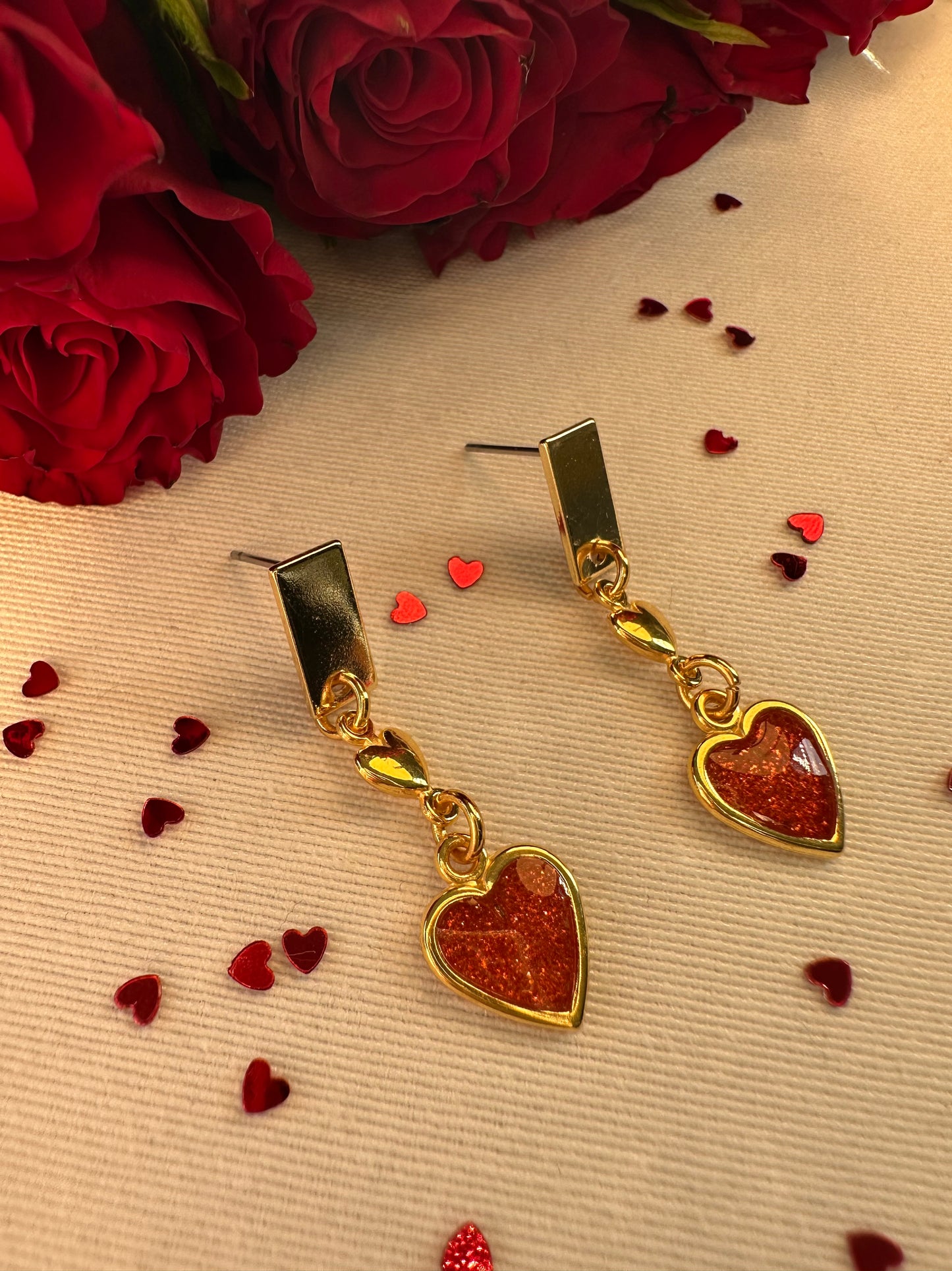 Romantische fijne oorbellen met dubbel hartje